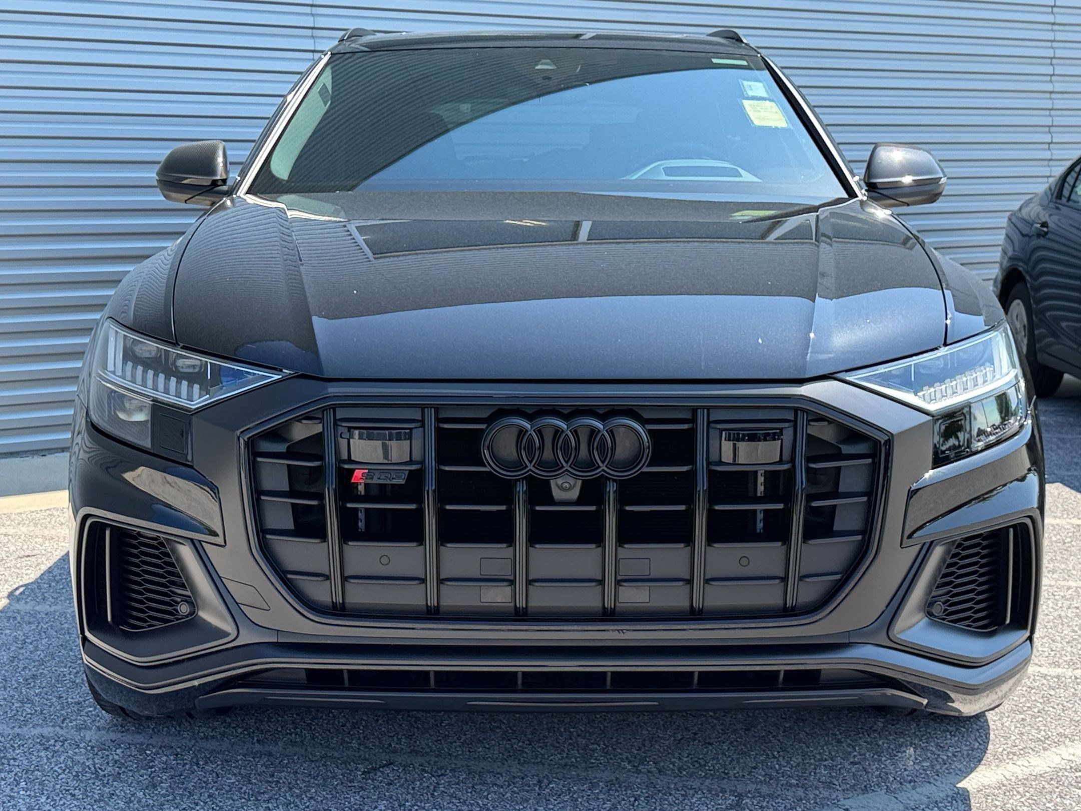 Used 2023 Audi SQ8 Prestige AWD/4WD image 3
