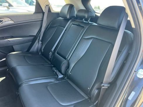 Used 2025 Kia Sportage EX w/ Premium Package FWD image 15