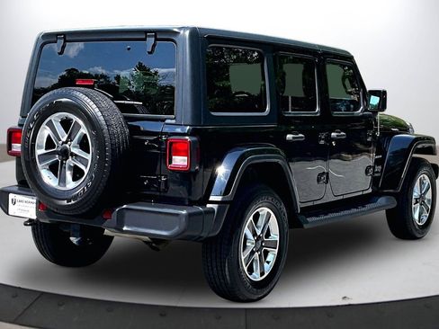 Certified 2022 Jeep Wrangler Unlimited Sahara w/ Cold Weather Group AWD/4WD image 9