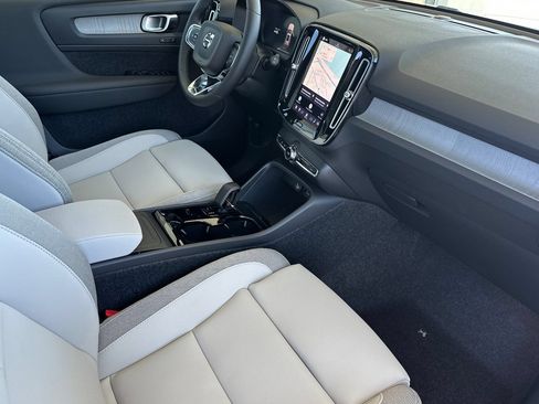 New 2026 Volvo EX40 Plus AWD/4WD image 16