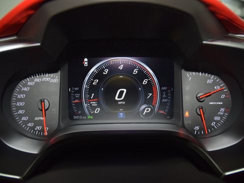 Used 2015 Chevrolet Corvette Z06 w/ 3LZ Preferred Equipment Group image 56