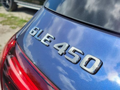 Certified 2026 Mercedes-Benz GLE 450 4MATIC image 6