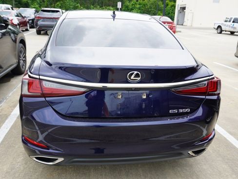 Used 2022 Lexus ES 350 w/ Premium Package FWD image 5