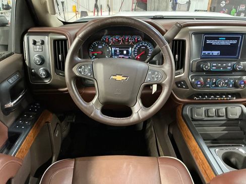 Used 2017 Chevrolet Silverado 2500 High Country w/ Duramax Plus Package AWD/4WD image 15