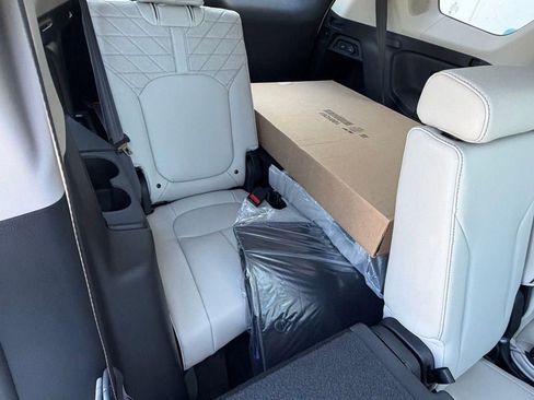 New 2026 Honda Pilot Elite image 16