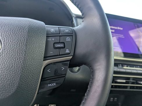 Used 2025 Toyota Camry XSE FWD image 27