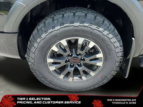 Used 2023 Nissan Titan PRO-4X w/ Pro-4x Convenience Package AWD/4WD image 46