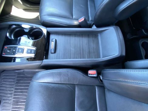 Used 2016 Honda Pilot Elite image 21