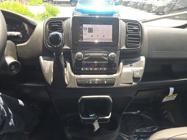 Used 2026 RAM ProMaster 2500 w/ Convenience Group FWD image 19