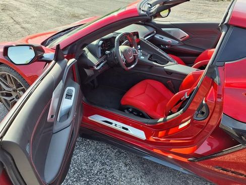Used 2025 Chevrolet Corvette Z06 RWD image 42