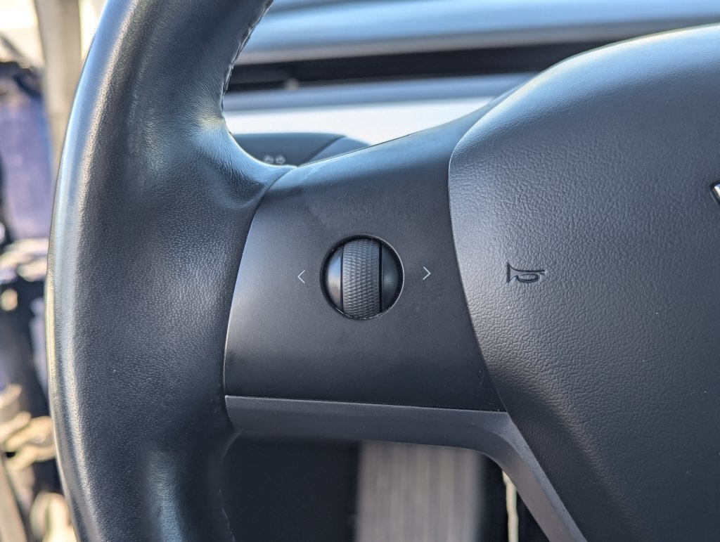 Used 2018 Tesla Model 3 AWD/4WD image 18