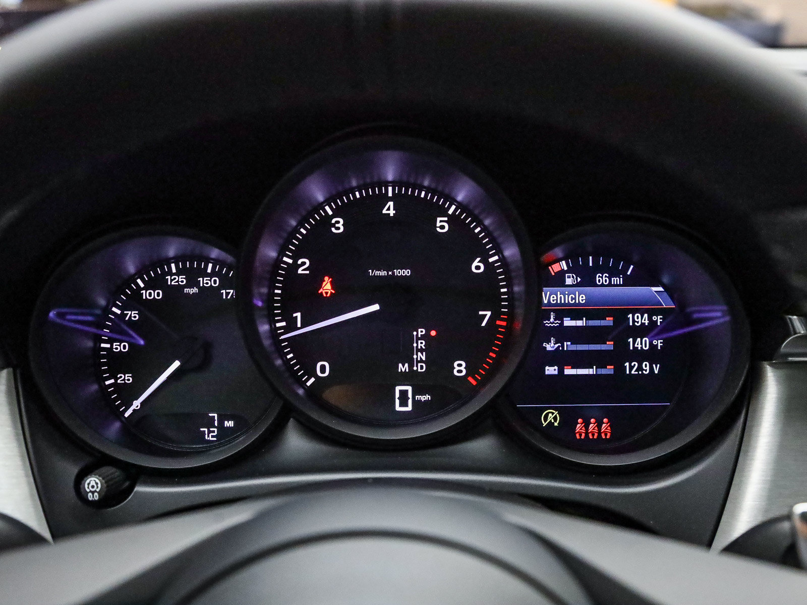 Certified 2026 Porsche Macan AWD/4WD image 29