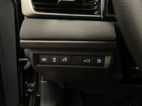 Used 2025 Toyota Camry LE FWD image 24