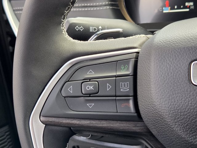 New 2027 Jeep Grand Cherokee Altitude RWD image 24