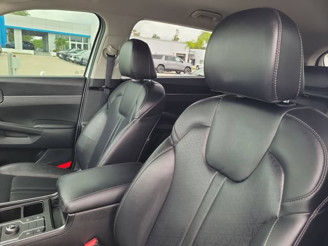 Used 2023 Kia Sorento S FWD image 15