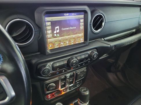 Used 2021 Jeep Wrangler Unlimited Rubicon 4xe w/ Steel Bumper Group image 18