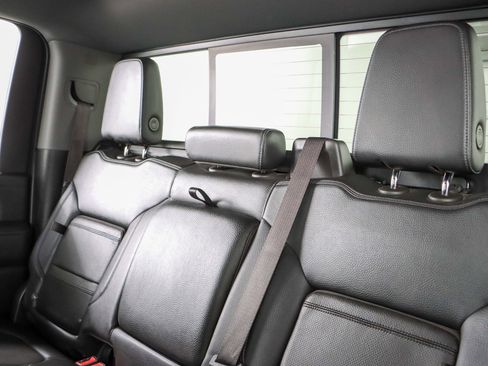 Used 2022 GMC Sierra 2500 Denali w/ Denali Ultimate Package AWD/4WD image 29