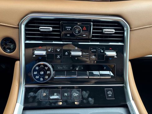 New 2026 Nissan Armada SL w/ Captain's Chari Seat Package AWD/4WD image 13