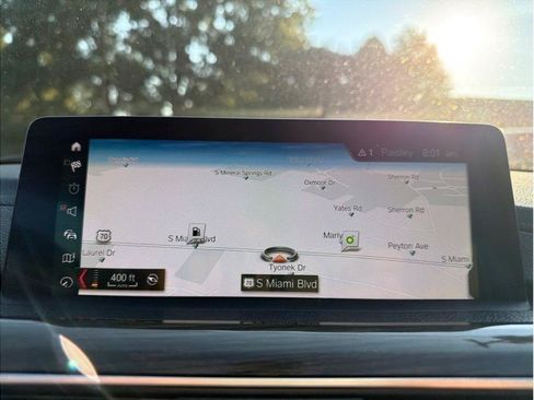 Used 2018 BMW 330i Sedan RWD image 25