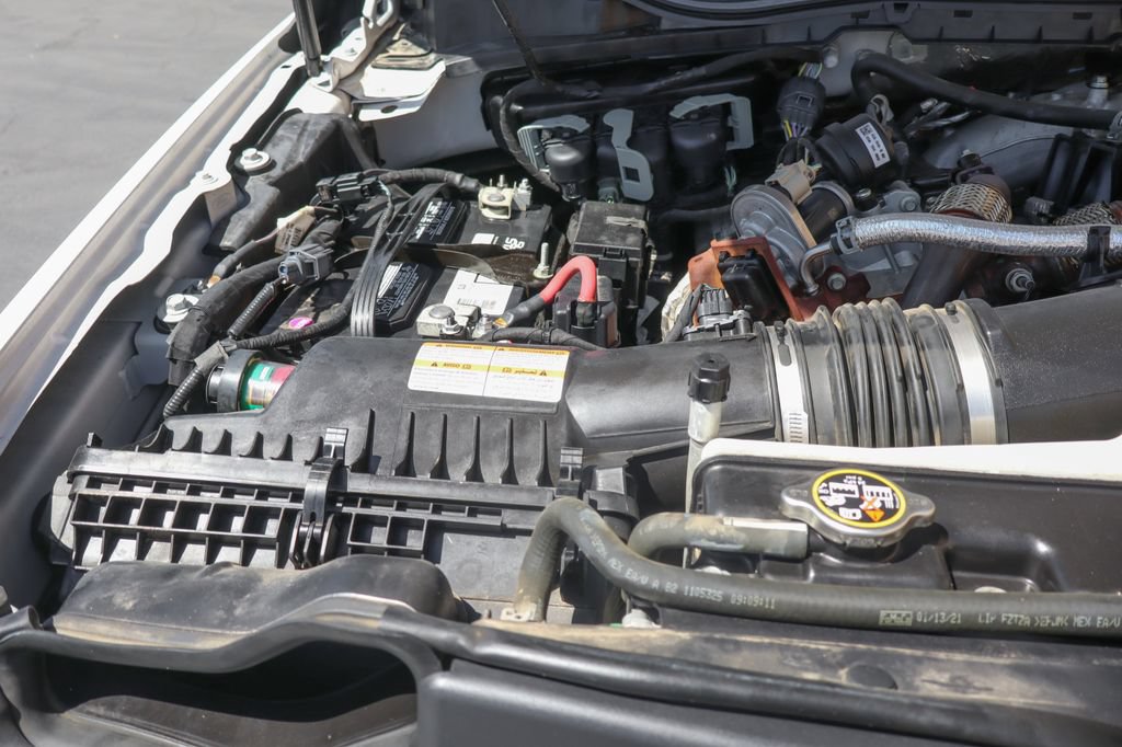 Used 2021 Ford F550 2WD Crew Cab Super Duty image 13