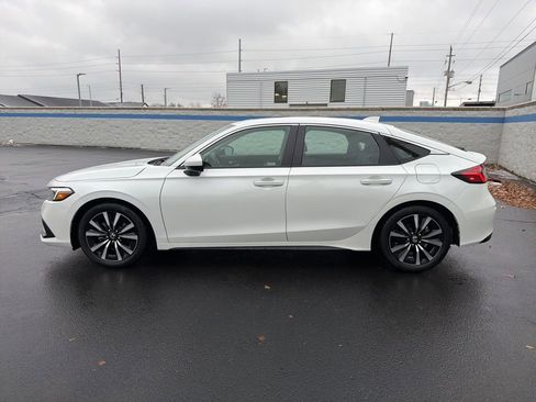 Certified 2023 Honda Civic EX-L image 2