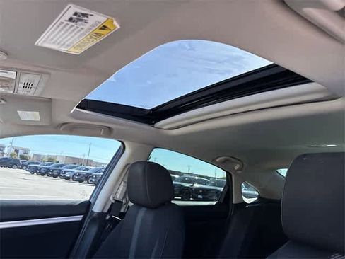 Used 2018 Honda Civic EX image 20