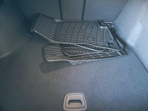 Used 2024 Mercedes-Benz C 300 4MATIC Sedan image 20