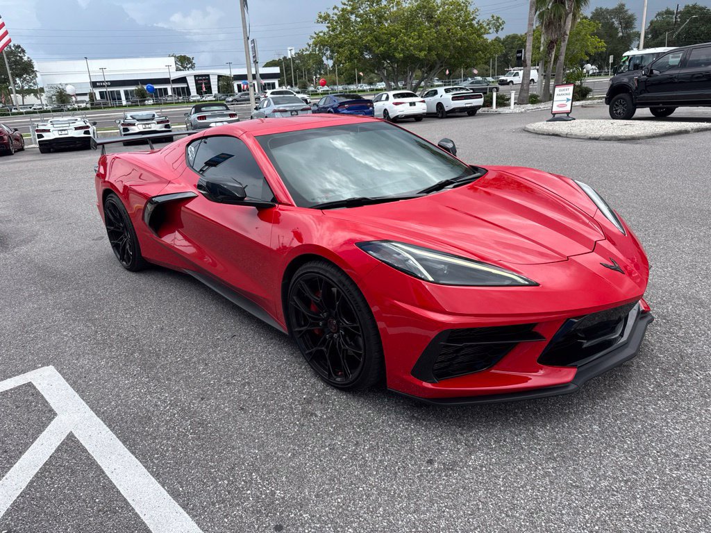 Used 2022 Chevrolet Corvette Stingray Premium Cpe w/ Z51 Performance Package RWD image 3