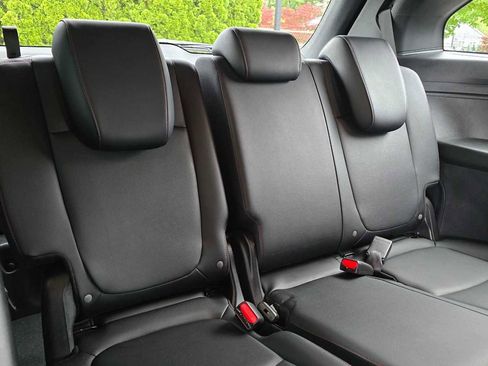 Used 2025 Honda Odyssey Sport-L image 13
