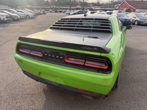 Used 2017 Dodge Challenger R/T w/ Quick Order Package 28P T/A RWD image 8