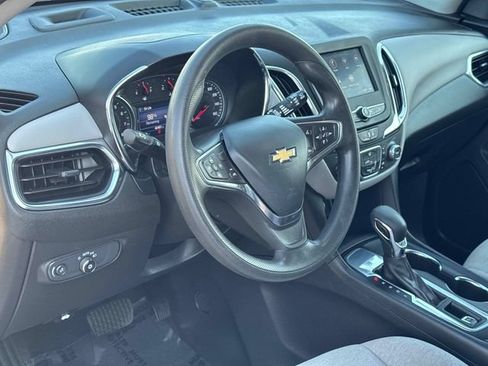 Used 2023 Chevrolet Equinox LS w/ LS Convenience Package FWD image 19
