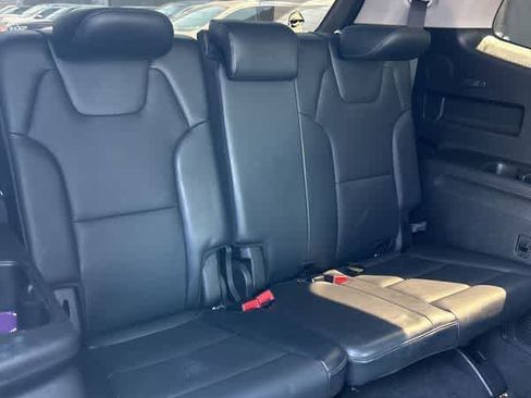 Used 2020 Kia Telluride SX image 16