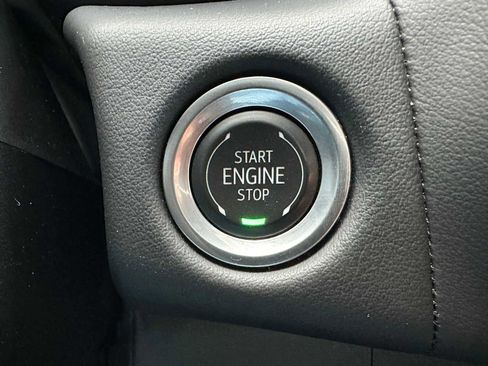 Used 2024 Chevrolet Tahoe LT image 37