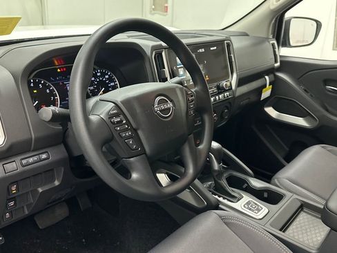 New 2026 Nissan Frontier SV w/ Tow Package AWD/4WD image 17
