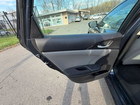 Used 2017 Honda Civic EX image 17