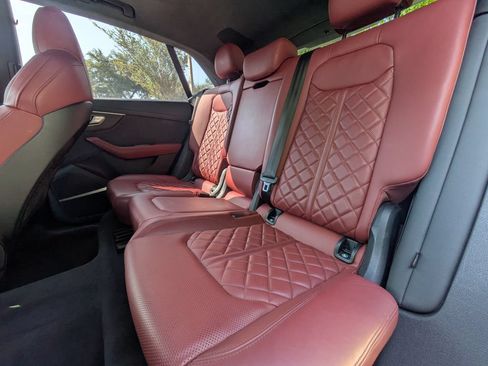 Used 2023 Audi SQ8 Prestige w/ Prestige Package AWD/4WD image 17