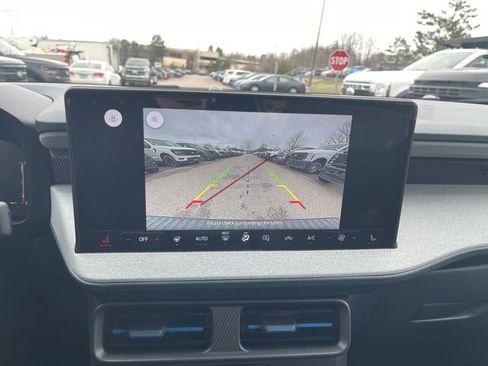 New 2026 Ford Maverick XLT image 19