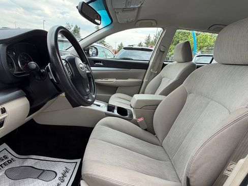 Used 2014 Subaru Outback 2.5i AWD/4WD image 7