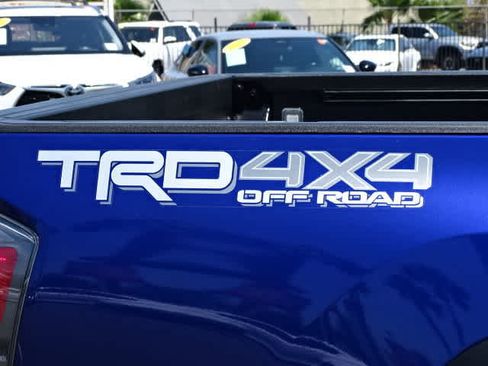 Certified 2023 Toyota Tacoma TRD Off-Road w/ TRD Premium Off Road Package AWD/4WD image 10