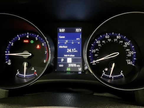 Used 2022 Toyota C-HR XLE image 25