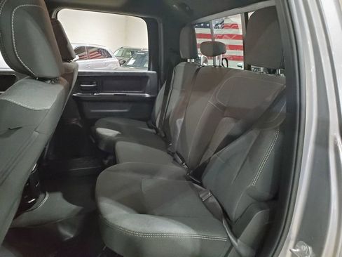 Used 2024 RAM 2500 Tradesman w/ Chrome Appearance Group image 22