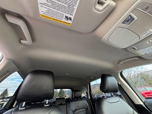 Used 2022 Ford Edge SEL w/ Convenience Package image 28