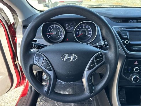 Used 2015 Hyundai Elantra SE w/ Option Group 02 image 23