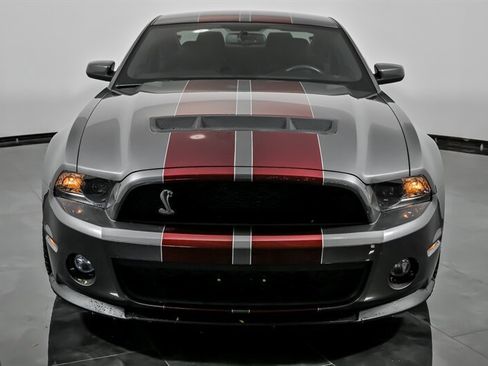 Used 2011 Ford Mustang Shelby GT500 w/ SVT Performance Pkg image 4