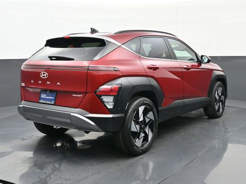 Certified 2024 Hyundai Kona Limited AWD/4WD image 4
