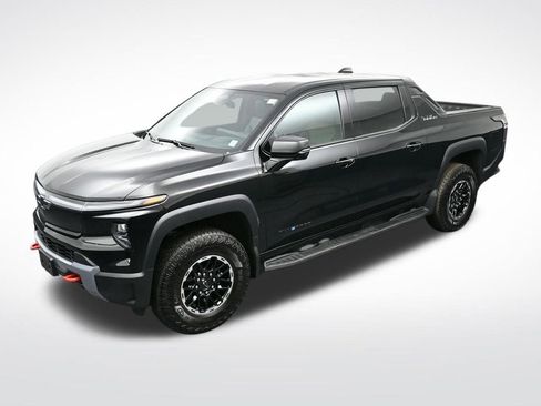 Used 2026 Chevrolet Silverado EV Trail Boss w/ Plus Package AWD/4WD image 16