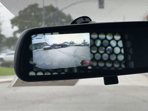 Used 2024 GMC Savana 2500 w/ Driver Convenience Package image 14