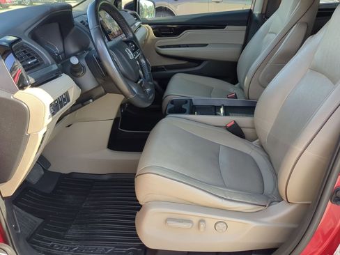 Used 2022 Honda Odyssey Elite image 11