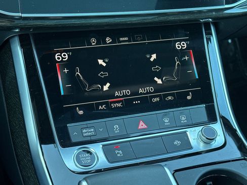 Certified 2025 Audi Q7 2.0T Premium image 19