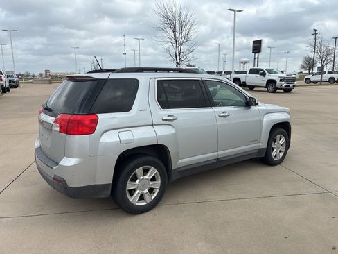 Used 2013 GMC Terrain SLT w/ LPO, Chrome Package image 4